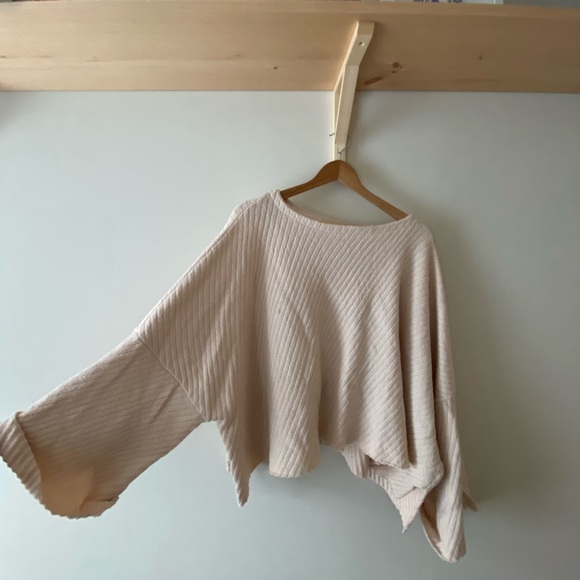 PINK SWEATER | FREE PEOPLE | SMALL - Picture 2 of 5